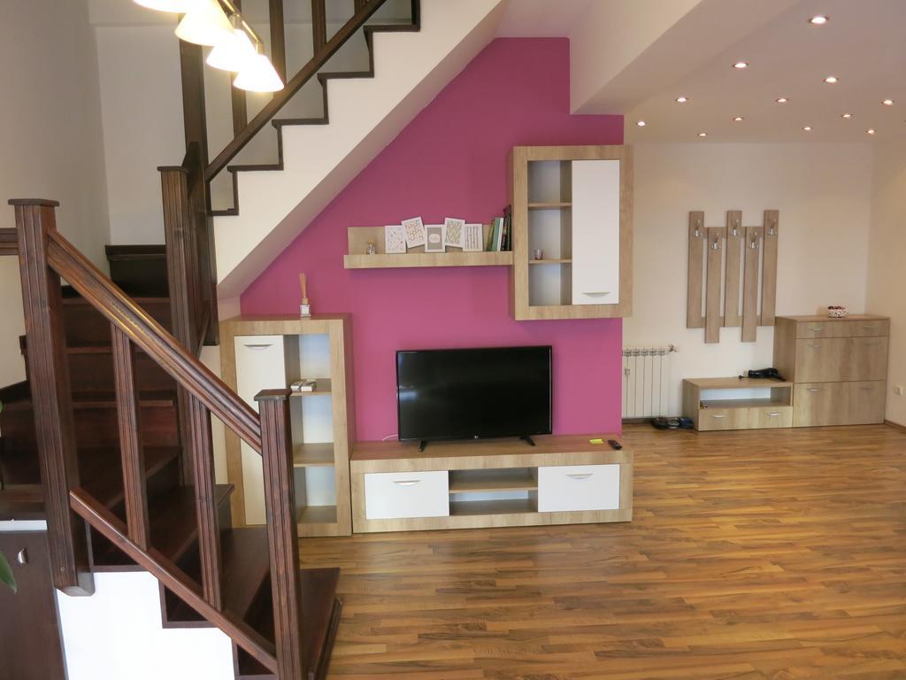 Penthouse Apartament Nufarul Орадеа Екстериор снимка
