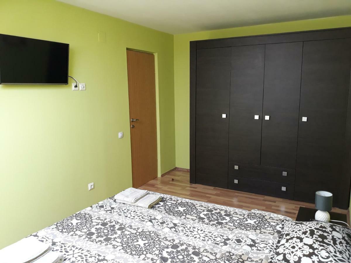 Penthouse Apartament Nufarul Орадеа Екстериор снимка